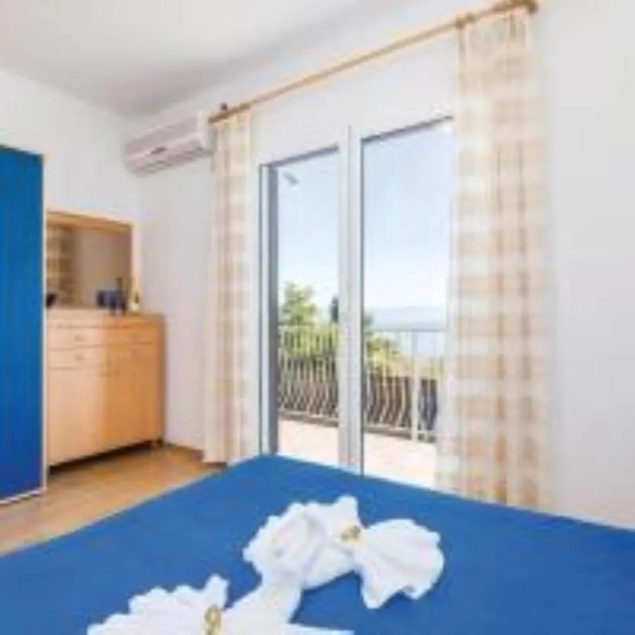 Holiday Home Sea View Brsec 0*,  Croatia
